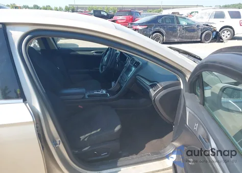 2019 Ford Fusion Hybrid Se из США, поврежденный, VIN 3FA6P0LU9KR276240